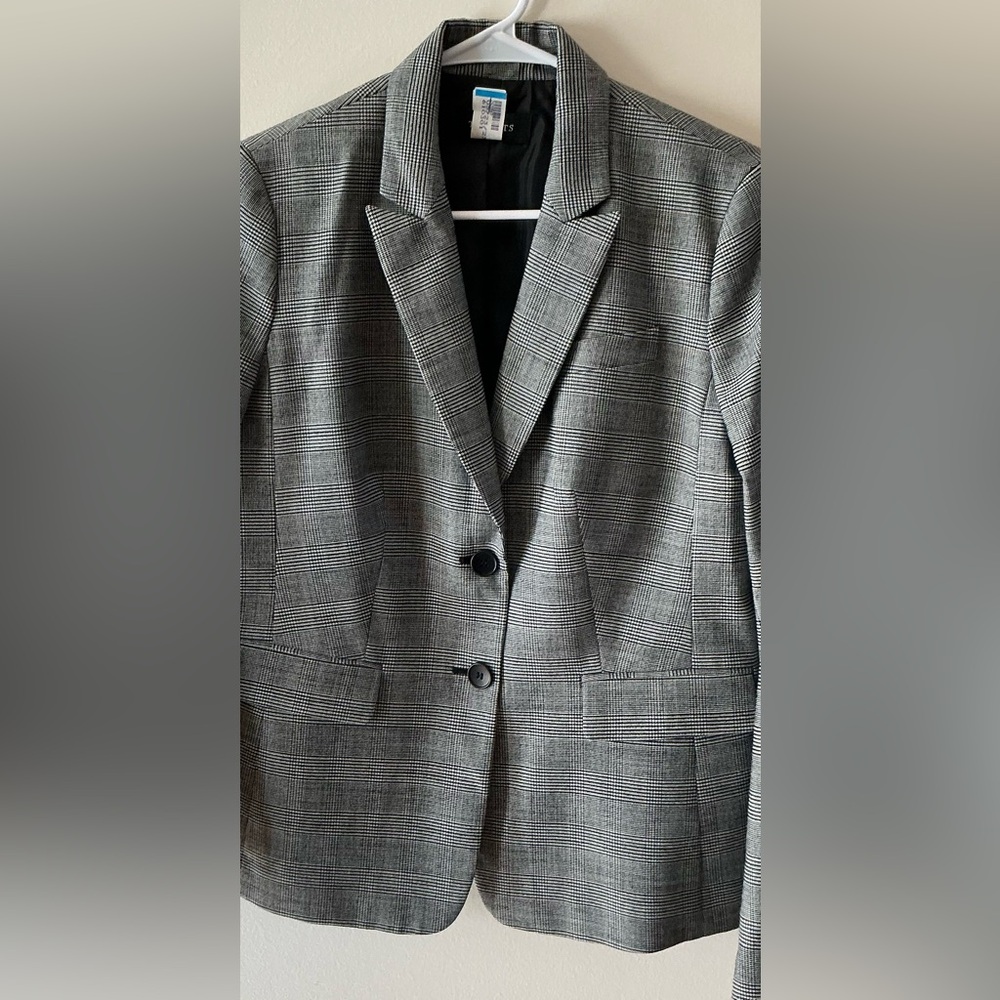 Talbots Women’s Black And Grey Plaid Pant Suit   Size 10  Like New - Picture 8 of 16